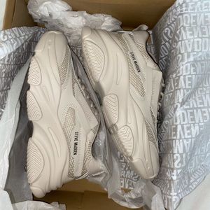 Women's Possession Chunky Lace-Up Sneakers Size W 7.5